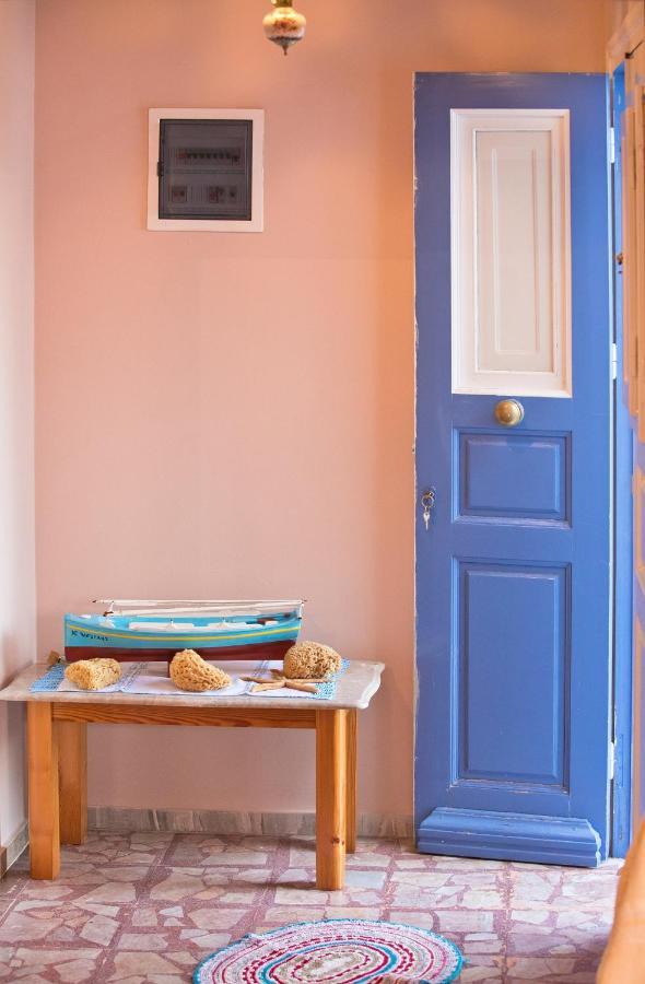 Petroula Apartments Emborios Dış mekan fotoğraf
