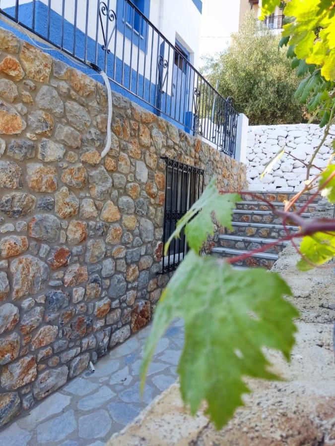 Petroula Apartments Emborios Dış mekan fotoğraf